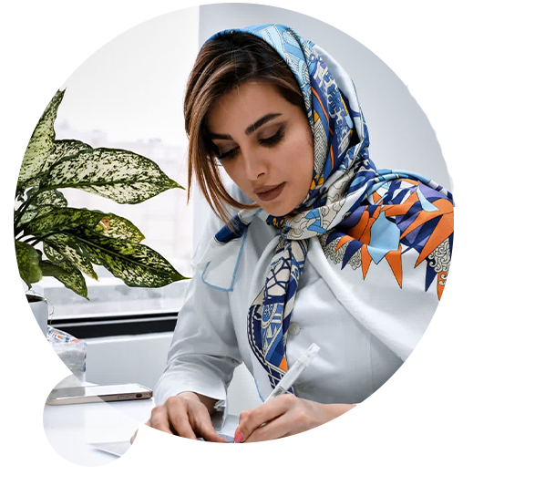 متخصص چشم کرج دکتر مینا اوجانی